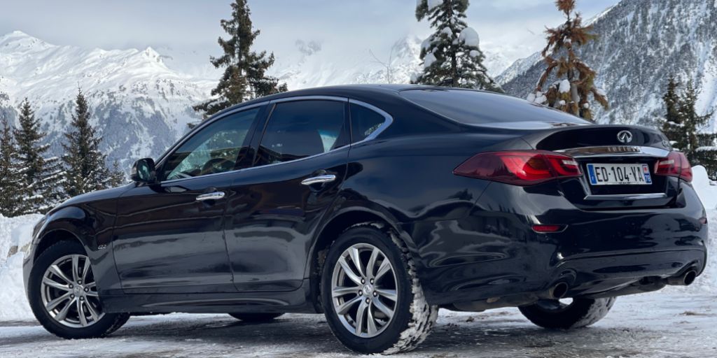 Berline modene pour un service de limousine à saint-symphorien-d'ozon